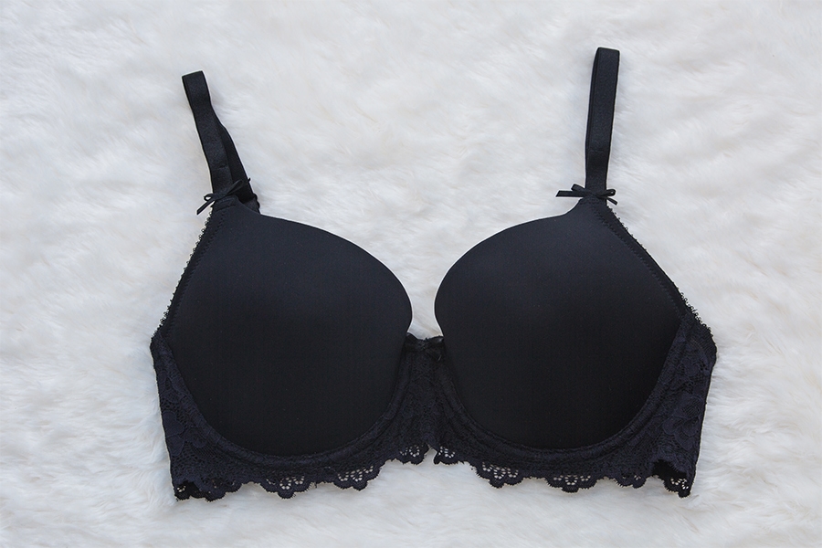 What Is A Demi Bra? - ParfaitLingerie.com - Blog