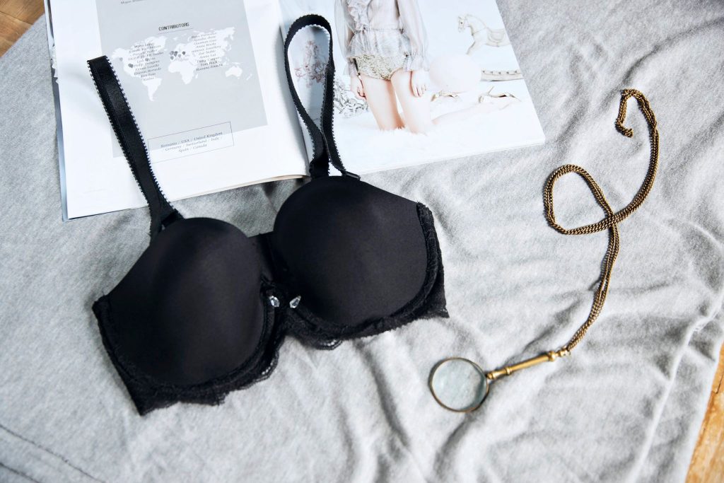 comfortable strapless bra