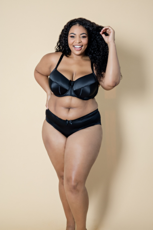 Do I Need A Plus Size Bra If I'm Plus Sized? - ParfaitLingerie.com - Blog